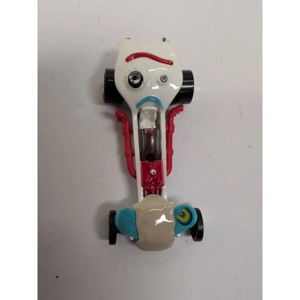 Pixar disnay forky